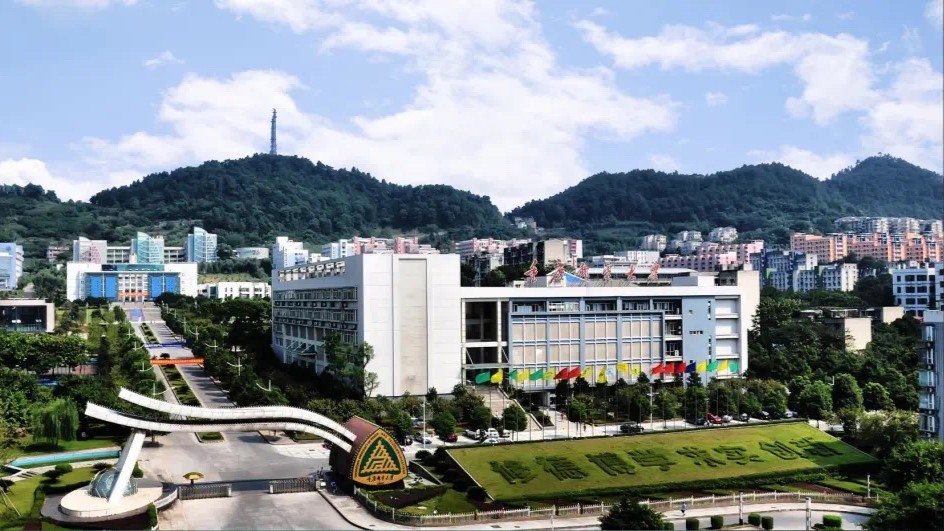 立達(dá)信中標(biāo)重慶郵電大學(xué)物聯(lián)實(shí)驗(yàn)室智能管理項(xiàng)目，賦能智慧教育新未來(lái)！